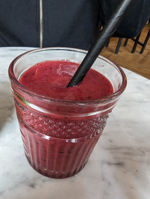 Red smoothie at Green Hippo in Helsinki