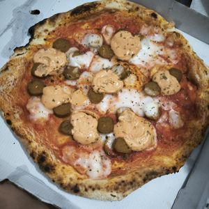 Pizza Argentina Vegana at Mano a Mano in Cartagena