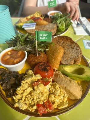 Vegan breakfast at Privé - Asian Civilisation Museum  in Central Singapore