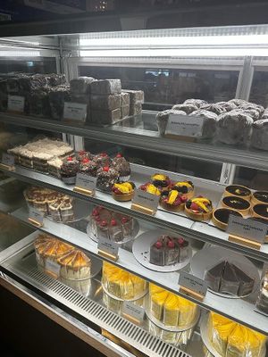 Pastries & Cakes (2) at Privé - Asian Civilisation Museum  in Central Singapore