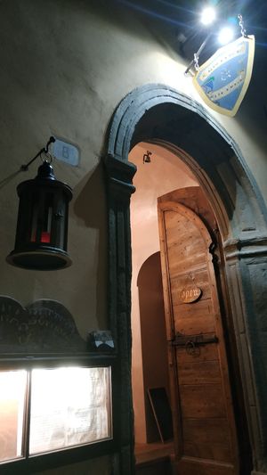 L'entrée. The entrance. at Cantina & Bottega in Gravedona Ed Uniti