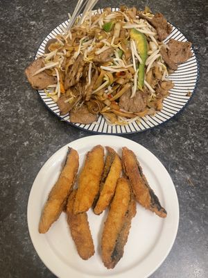 Vegan calamari and fried rice noodle with beef and sprouts  at Buddha's Vegan Restaurant in Toronto
