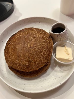 Goldenmilk vegan pancakes at LB Kitchen in Portland