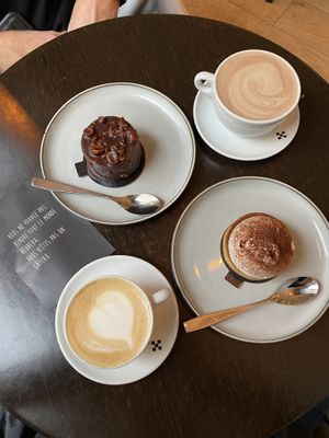 Latte, hot chocolate, tiramisu, and a hazelnut/chocolate dessert  at Zoï Kitchen - La Boutique in Lyon