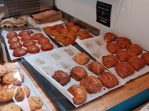 Vegan pastry options: brioches, croissants, cookies at Zoï Kitchen - La Boutique in Lyon