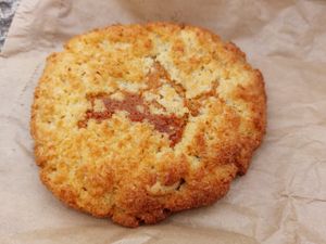 Praline cookie at Zoï Kitchen - La Boutique in Lyon