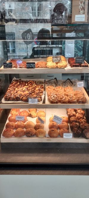 Cookie, pastries and brioche at Zoï Kitchen - La Boutique in Lyon