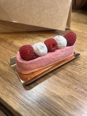 Raspberry finger   at Zoï Kitchen - La Boutique in Lyon