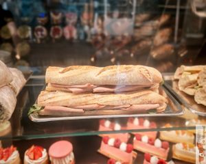 Sandwich at Zoï Kitchen - La Boutique in Lyon