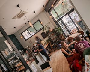 Inside seats at Zoï Kitchen - La Boutique in Lyon
