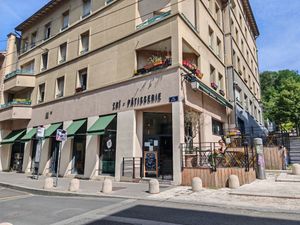 Facade at Zoï Kitchen - La Boutique in Lyon