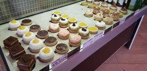 Pastries at Zoï Kitchen - La Boutique in Lyon