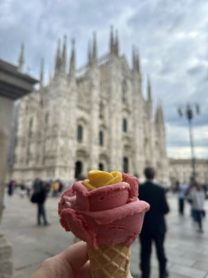 Very near the duomo  at Amorino in Milan