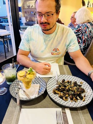 Banaan pittig en champignons met knoflook, erg lekker    at Safari in Portimao