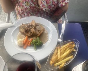 Seitan in peppercorn saucee  at Safari in Portimao