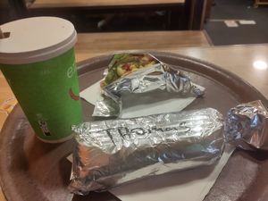 Burrito and Taco at Un Mexicain a Marseille in Marseille