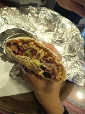 Vegan Burrito with guacamole at Un Mexicain a Marseille in Marseille