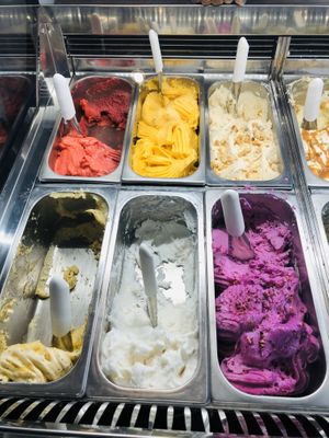 The 5 sorbets (bottom 3 and top 2) at Isle of Gelato in Galle