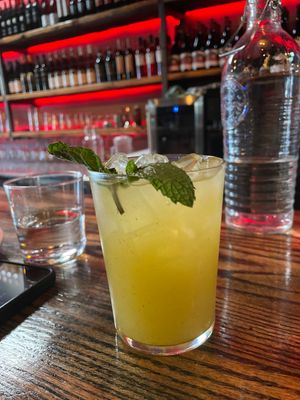 Mint Lemonade 🌱 at Pura Vita in West Hollywood