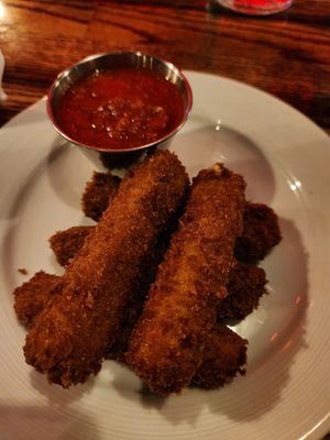 Mozzarella sticks at Pura Vita in West Hollywood