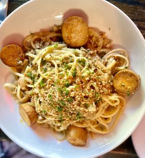 Linguine pasta w/ king oyster mushroom scallops   at Pura Vita in West Hollywood