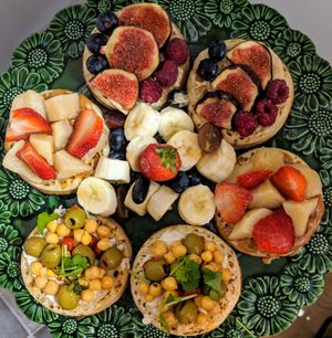 Crumpets at Mooplehog in Okehampton