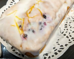 Lemon blueberry at Mooplehog in Okehampton