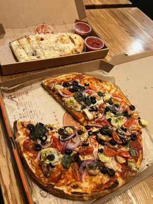 Vegan pizza and cheesy bread at Blaze Downtown Riverside!!  #Veganuary at Blaze Pizza in Riverside
