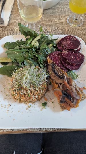  at Happy Green Food in Saint-raphael