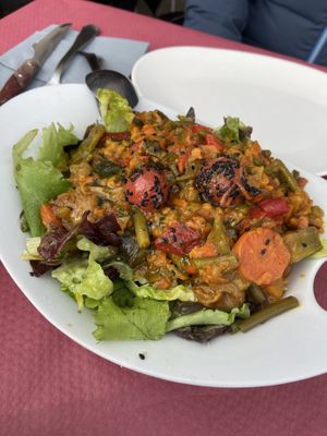 Ensalada templada vegana at Geltoki in Zarautz