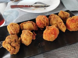 Degustación de croquetas veganas at Geltoki in Zarautz