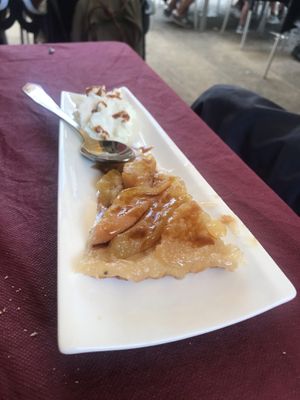 Vegan “tarte tatin” with chantilly at Geltoki in Zarautz