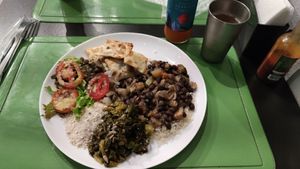 Feijoada, pastel de brócolis, couve e salada at Madruguinha in Sao Caetano Do Sul