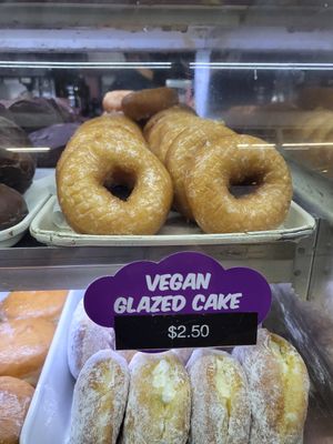  at DK's Donuts & Bakery in Santa Monica