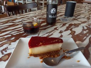 Cheesecake 😍 at Lo de Ponxe En El Kinto Pino in Valencia