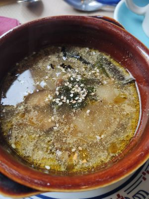 Sopa con shitake at Lo de Ponxe En El Kinto Pino in Valencia