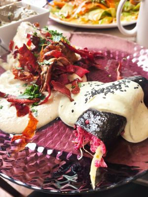 Rollo con lentejas at Lo de Ponxe En El Kinto Pino in Valencia