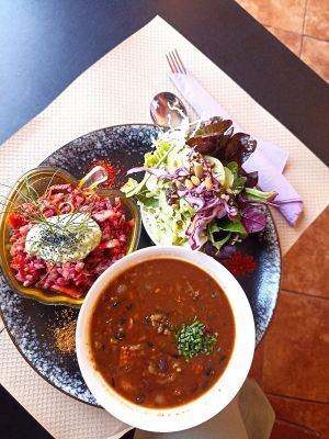  at Lo de Ponxe En El Kinto Pino in Valencia