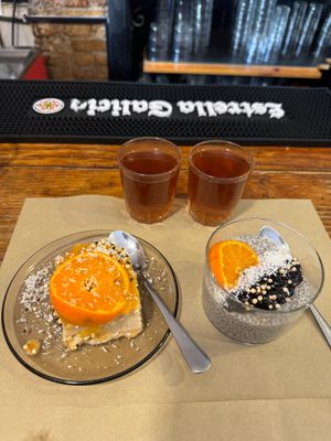 Cheesecake + Chia pudding (with kukicha teas) at Lo de Ponxe En El Kinto Pino in Valencia