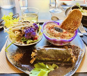 One of the prettiest looking dishes ….Tasted delicious too! 🌟🌟🌟🌟🌟  at Lo de Ponxe En El Kinto Pino in Valencia