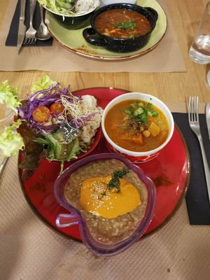  at Lo de Ponxe En El Kinto Pino in Valencia