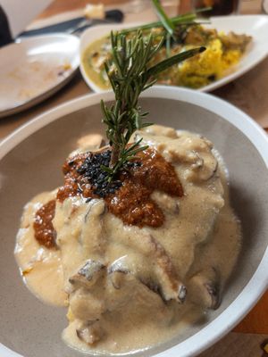   at Lo de Ponxe En El Kinto Pino in Valencia