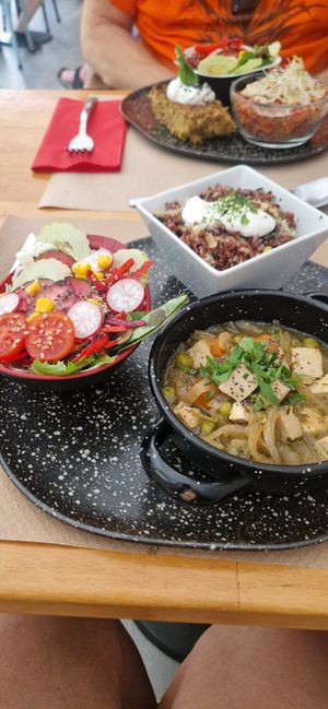  at Lo de Ponxe En El Kinto Pino in Valencia