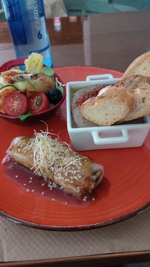  at Lo de Ponxe En El Kinto Pino in Valencia