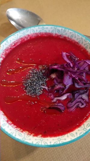 Crema de remolacha at Lo de Ponxe En El Kinto Pino in Valencia