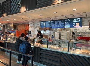 Blaze Pizza at Concourse A - order counter  at CVG - Blaze Pizza in Hebron