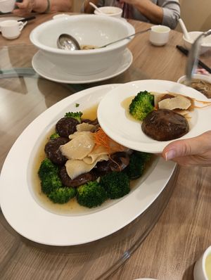 Broccoli mushroom at Yes Natural Restaurant 悦意坊 in Central Singapore