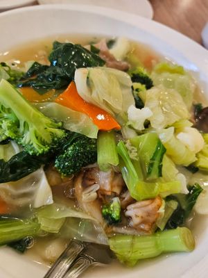 Hor fun no Wok Hey ~ 1/4/24 at Yes Natural Restaurant 悦意坊 in Central Singapore