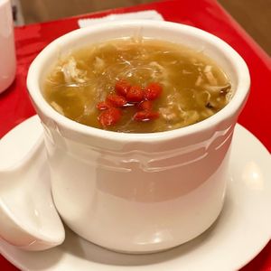 Vegan shark fin soup at Eight Treasures Vegetarian 八宝素食馆 in Central Singapore