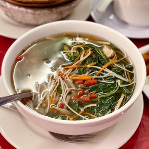 Spinach soup  at Eight Treasures Vegetarian 八宝素食馆 in Central Singapore